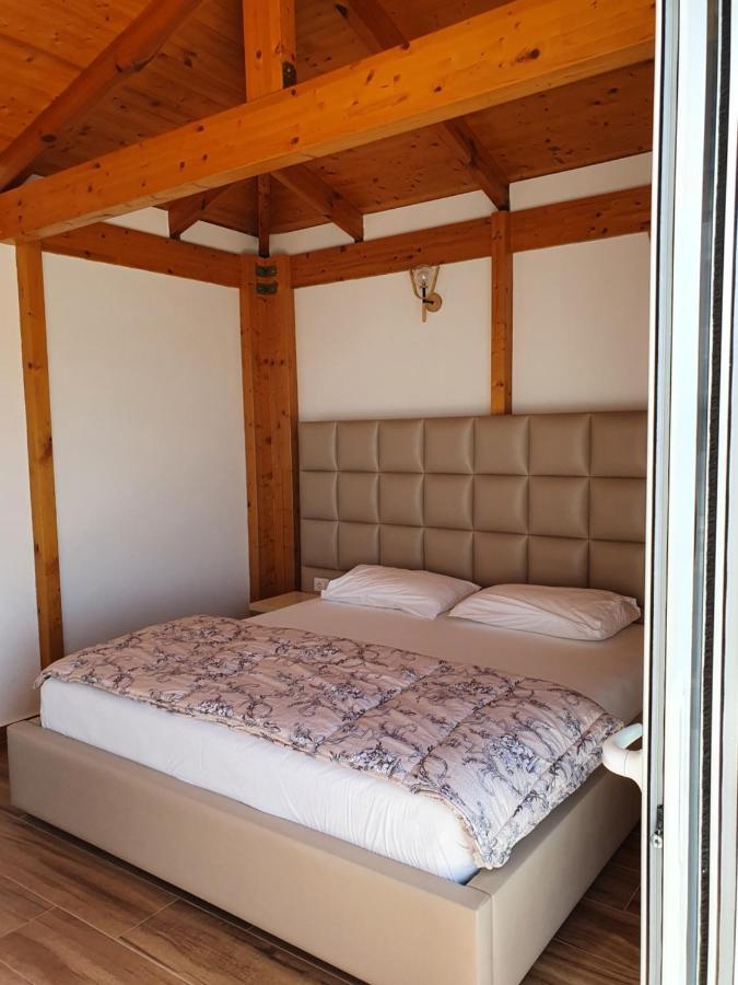 Klajdi Apartaments Sarandë Eksteriør billede