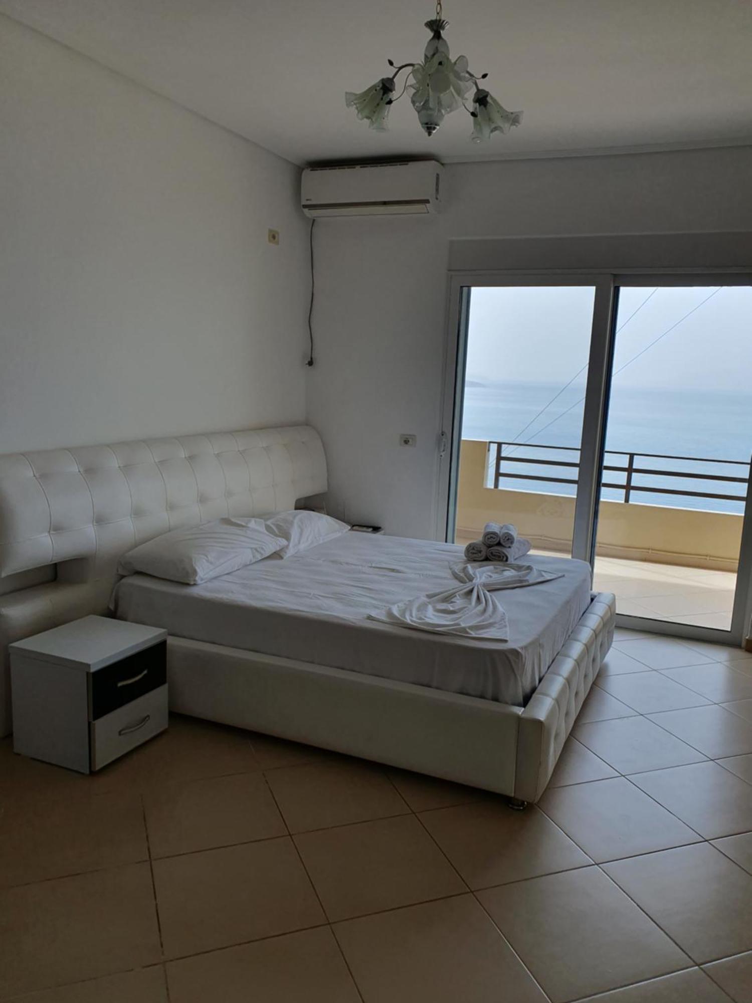 Klajdi Apartaments Sarandë Eksteriør billede