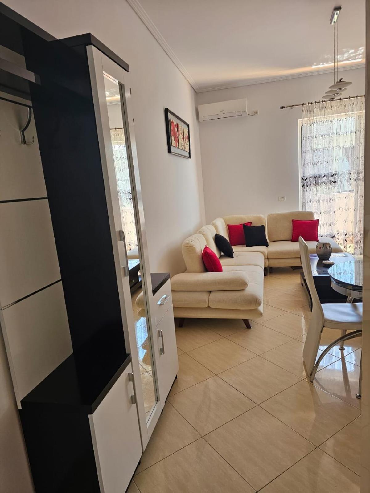 Klajdi Apartaments Sarandë Eksteriør billede