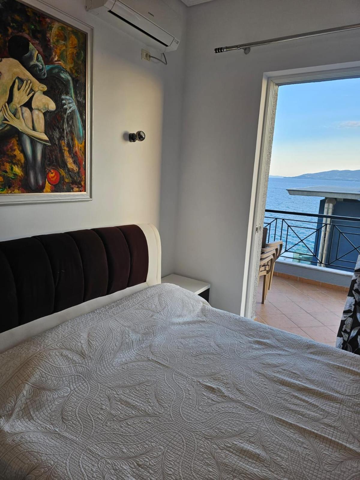 Klajdi Apartaments Sarandë Eksteriør billede